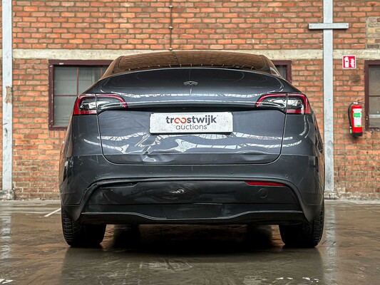 Tesla Model Y Long Range AWD 75kWh 351pk 2021, N-842-RT