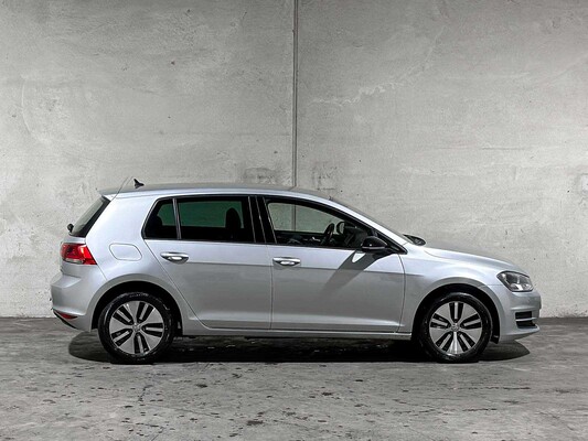 Volkswagen Golf 1.2 TSI Trendline 86pk 2013, G-127-KB
