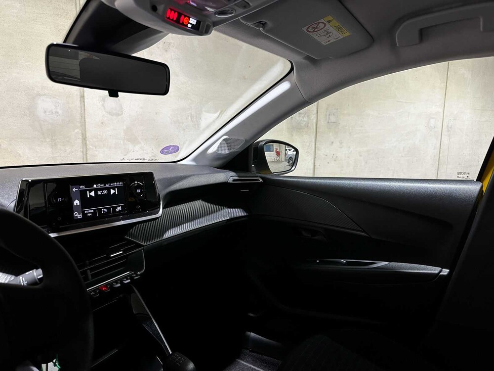 Peugeot 208 1.2 PureTech Like 75pk 2023, R-956-ZL