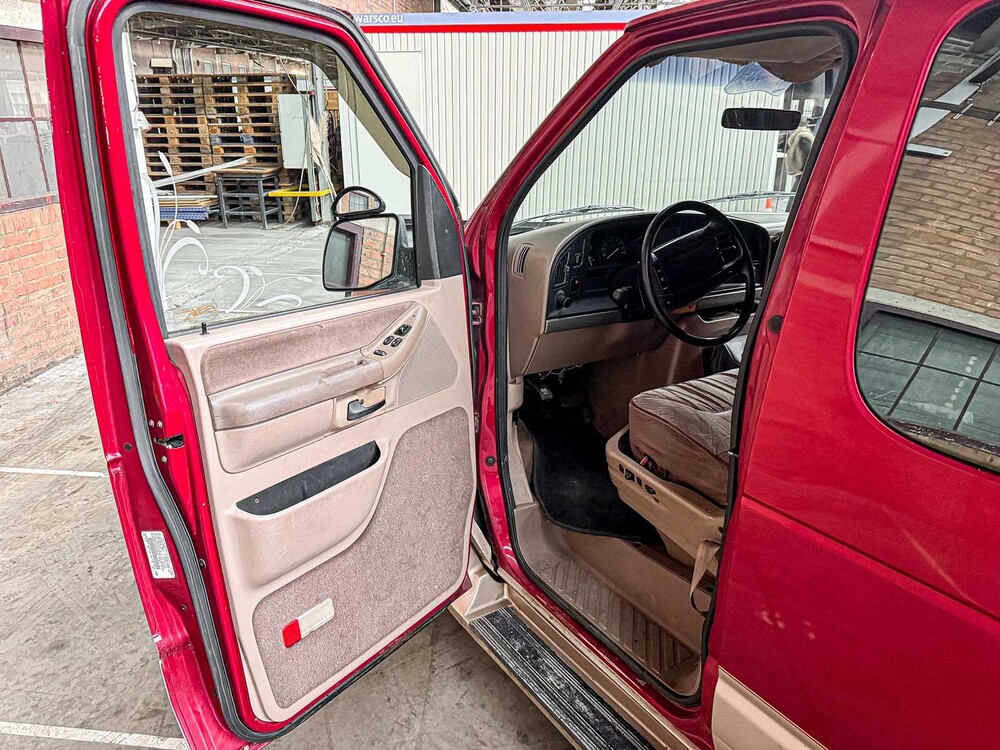 Ford E150 5.0 1993, 95-VH-NN