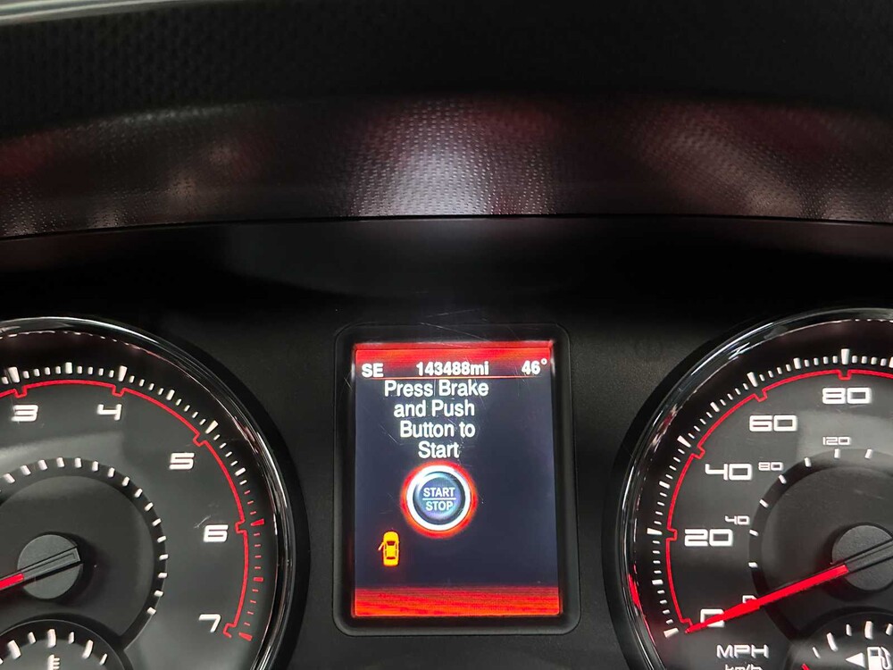 Dodge Charger RT HEMI 5.7 V8 375pk 2013