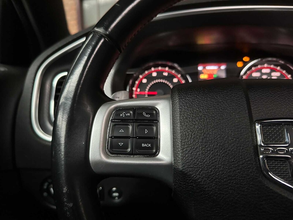 Dodge Charger RT HEMI 5.7 V8 375pk 2013