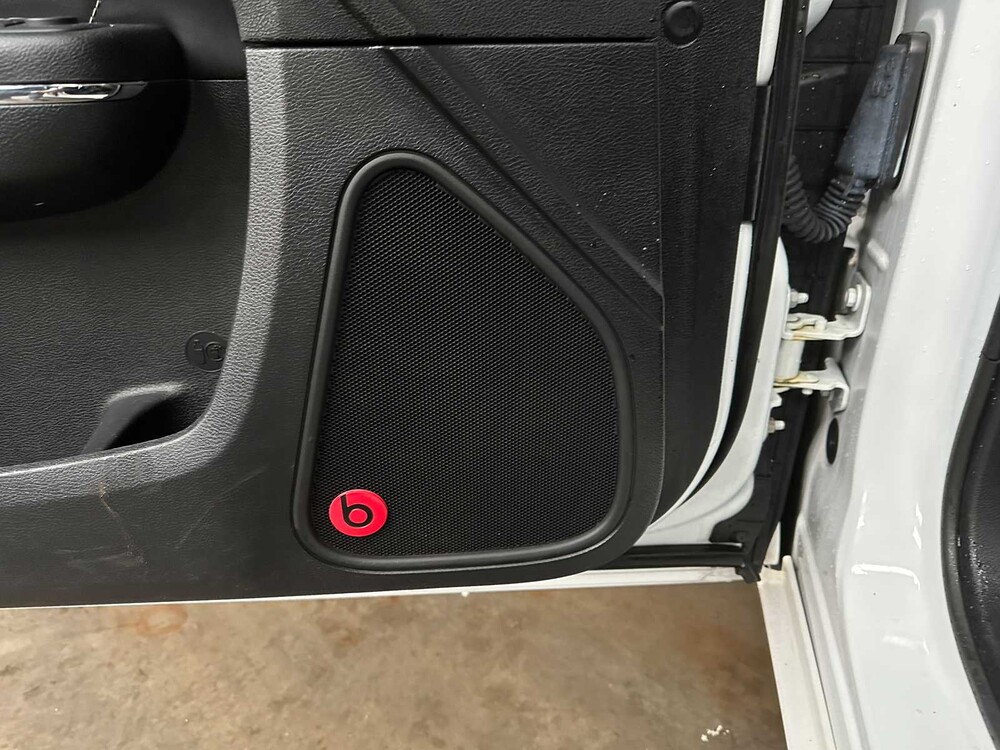 Dodge Charger RT HEMI 5.7 V8 375pk 2013