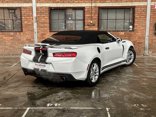 Chevrolet Camaro 1LT 2.0L I4 F DOHC 16V 275pk 2017