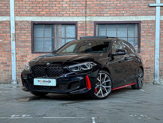 Luxury & sports cars in Boxmeer