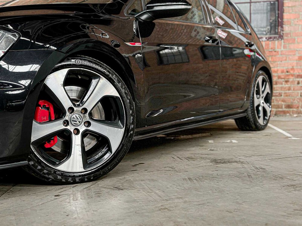Volkswagen Golf GTI Performance VII 2.0 TSI Golf 7 230pk 2014, TV-769-S