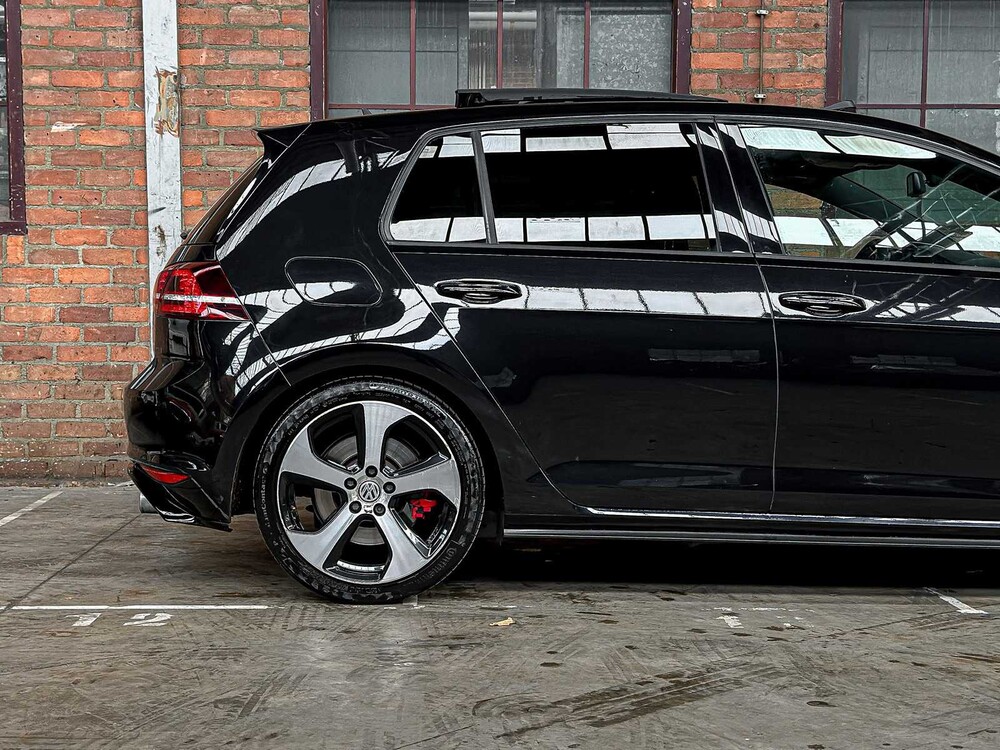 Volkswagen Golf GTI Performance VII 2.0 TSI Golf 7 230pk 2014, TV-769-S