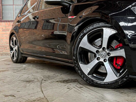 Volkswagen Golf GTI Performance VII 2.0 TSI Golf 7 230pk 2014, TV-769-S