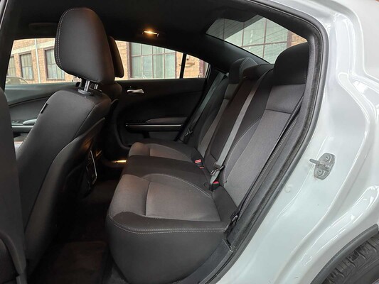 Dodge Charger SE 3.6 V6 292pk 2016