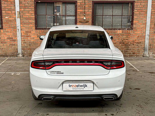 Dodge Charger SE 3.6 V6 292pk 2016