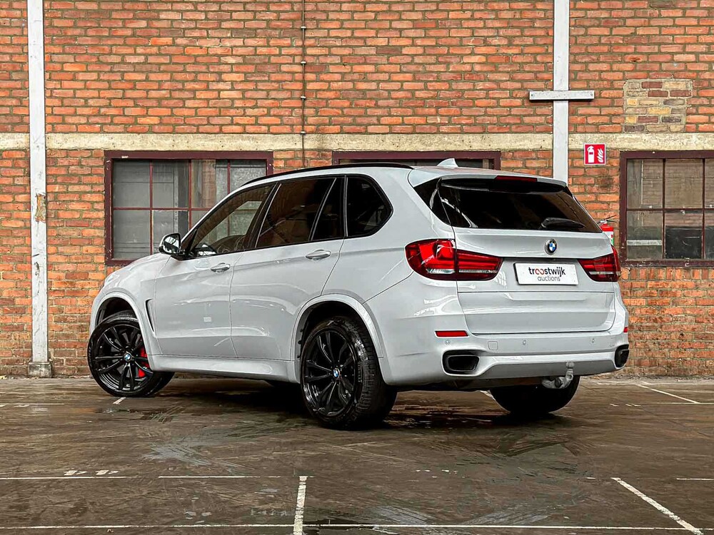 BMW X5 xDrive50i 4.4 V8 M-Sport High Executive F15 449pk 2017, K-353-TD