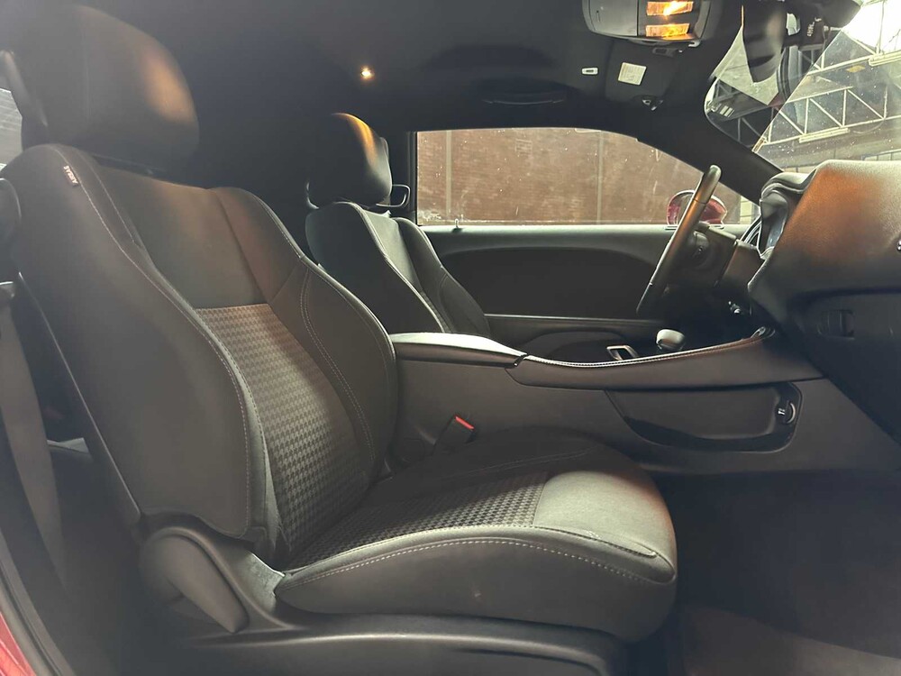 Dodge Challenger 3.6 V6 305pk 2018