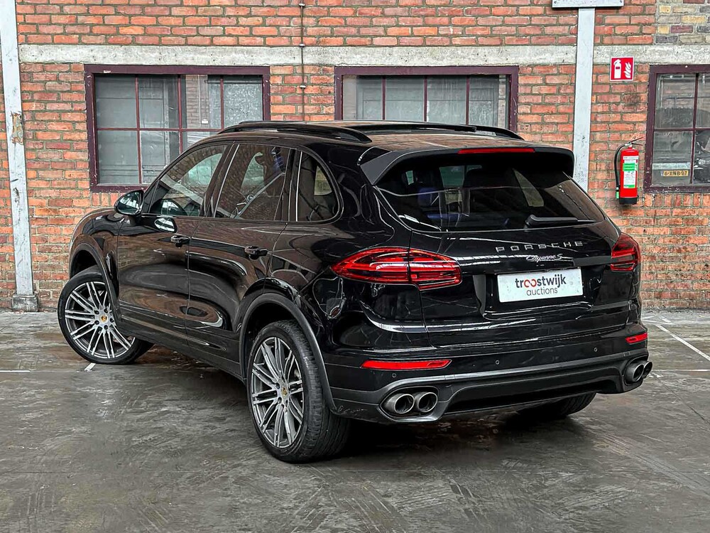 Porsche Cayenne S 3.6 V6 420hp 2014, K-204-BH
