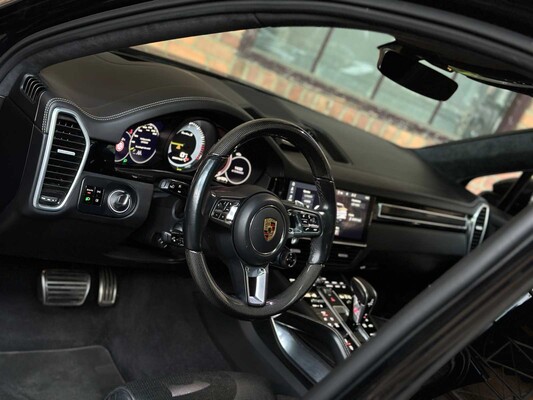 Porsche Cayenne Coupe Turbo S E-Hybrid 4.0 V8 -TECHART CARBON- 680pk 2020 (Origineel-NL), J-707-RT