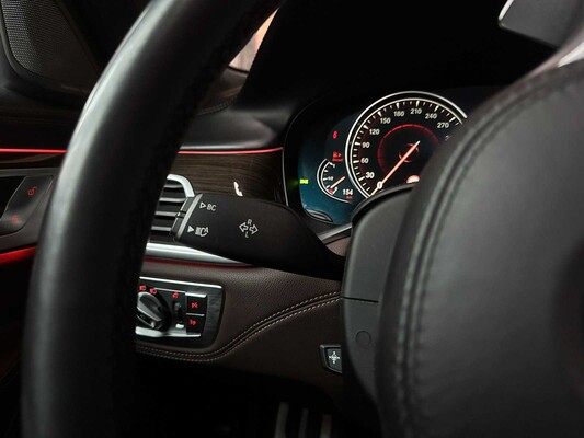 BMW 750d xDrive 400pk 2021 7-serie G11