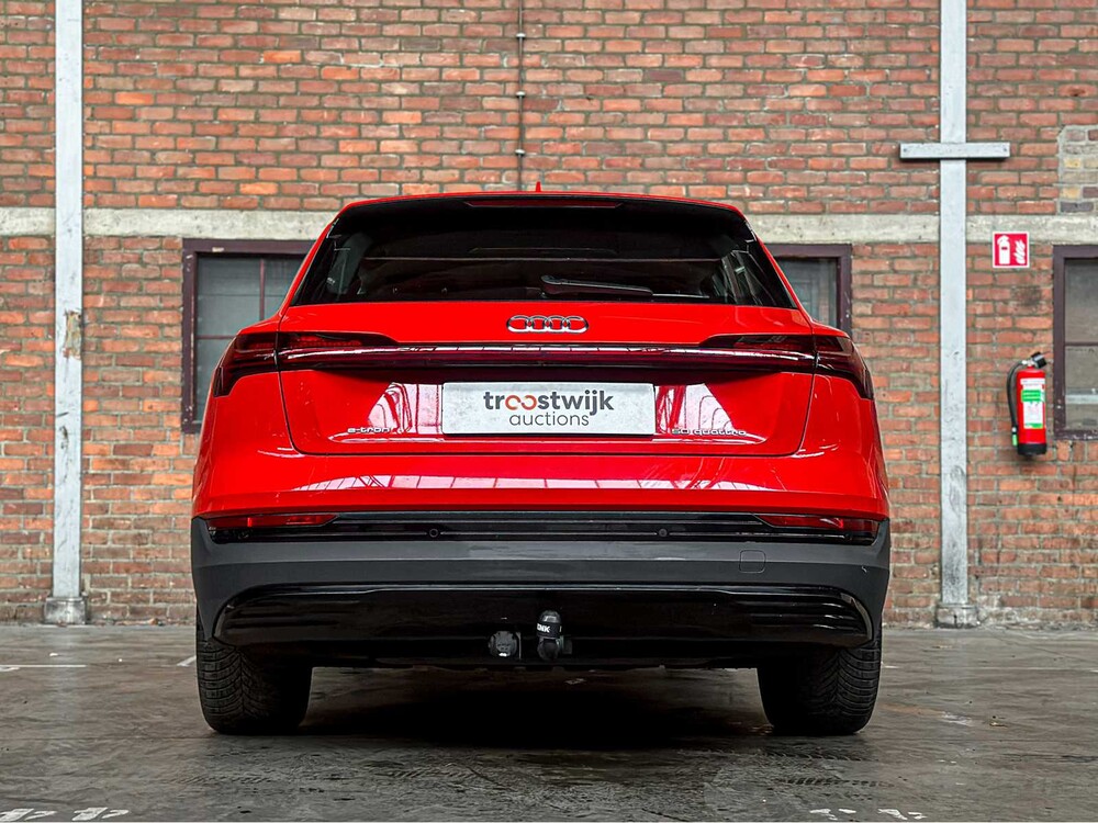 Audi e-tron 50 Quattro Edition 71 kWh 313pk 2020 (Origineel-NL), J-388-LL
