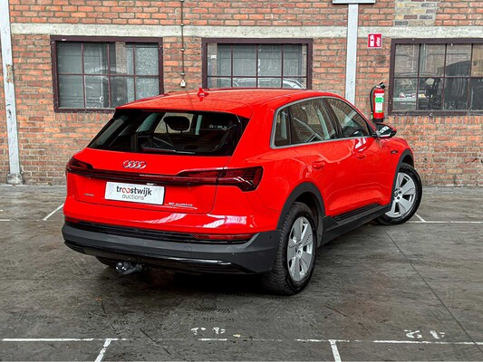 Audi e-tron 50 Quattro Edition 71 kWh 313pk 2020 (Origineel-NL), J-388-LL