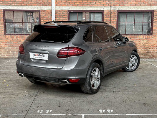 Porsche Cayenne 4.8 V8 S 405pk 2013