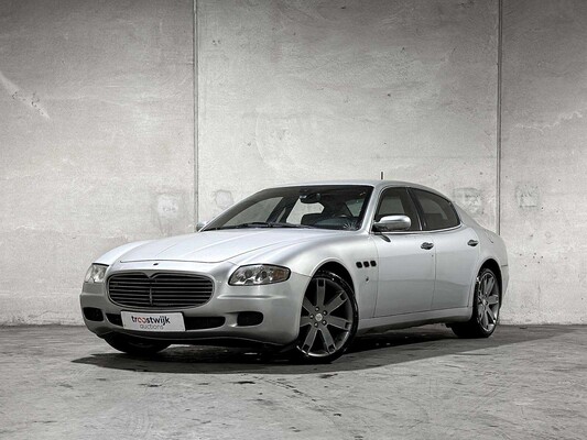 Luxury, sports and classic cars te Tiel