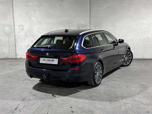 BMW 520i Touring High Executive Sport-Line 5-serie 184pk 2019 (Origineel-NL), XG-208-V