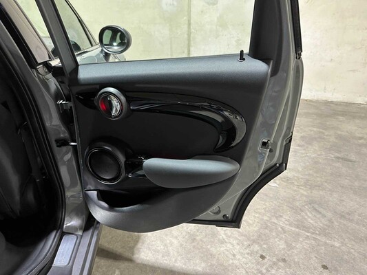 Mini Cooper 1.5 136pk 2014, J-119-RV