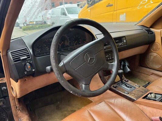 Mercedes-Benz SL500 Convertible 332PK 1992