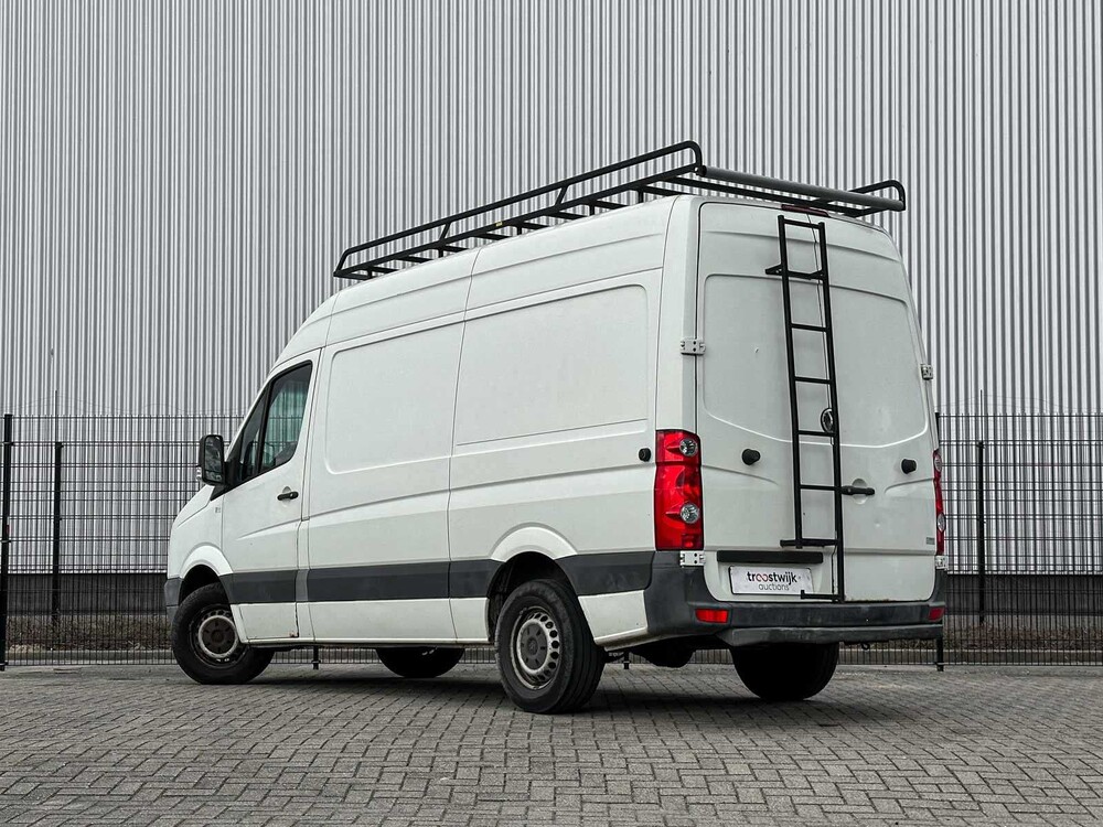 Volkswagen Crafter 35 2.5 TDI L2H1 DC 109pk 2008 (Origineel-NL), 62-VPJ-5