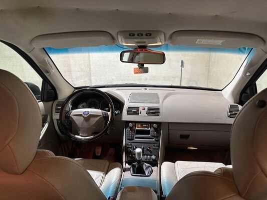 Volvo XC90 2.4 D5 Elite 163pk 2004, ZB-112-R