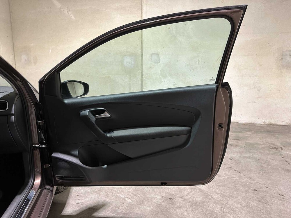 Volkswagen Polo 1.2-12V BlueMotion Comfortline 68pk 2011, SN-396-H