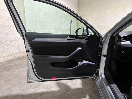 Volkswagen Passat Variant 1.5 TSI Comfort Business 7-DSG 150pk 2020 (Origineel-NL + 1 Eigenaar), H-063-TT