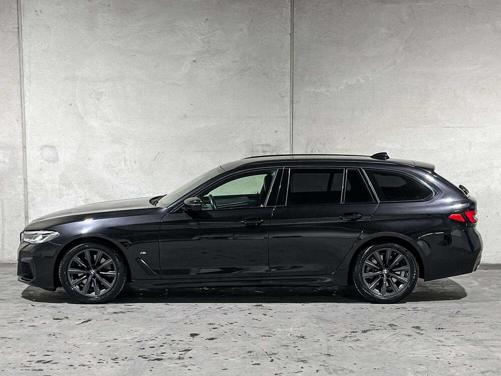 BMW 520i Touring High Executive Edition M-Sport 184pk 2021 (Origineel-NL) 5-Serie G31, L-194-JX