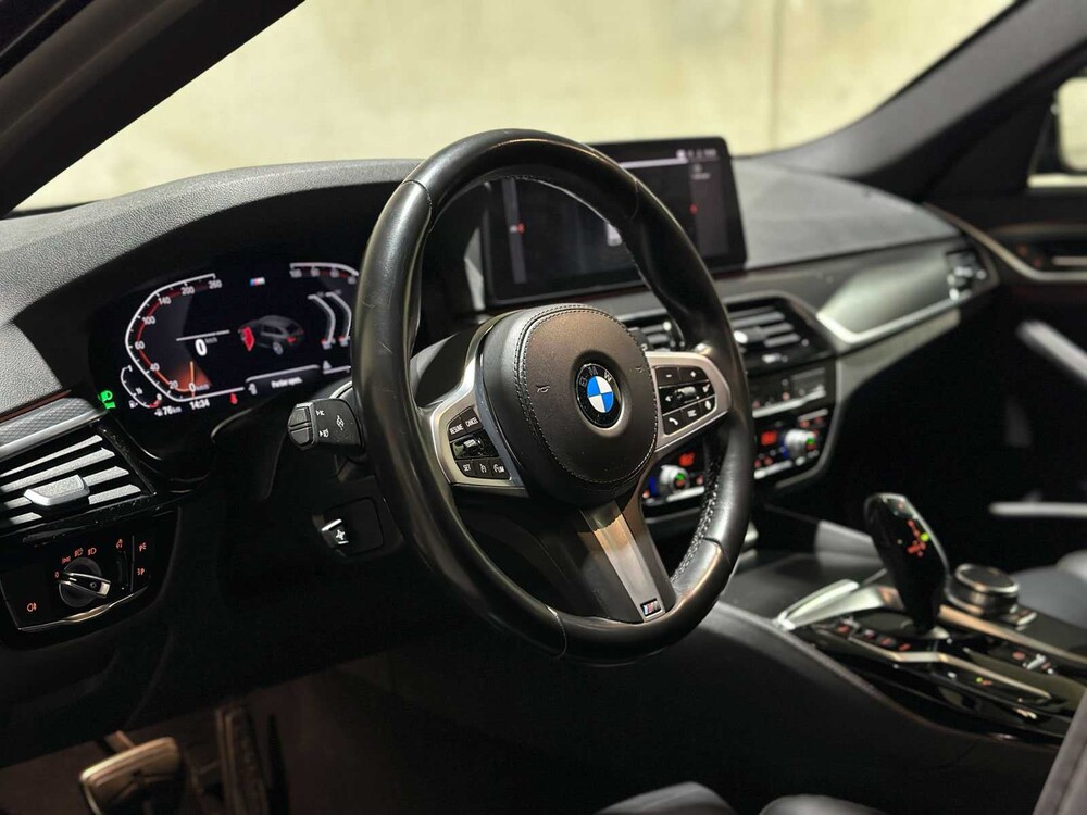 BMW 520i Touring High Executive Edition M-Sport 184pk 2021 (Origineel-NL) 5-Serie G31, L-194-JX