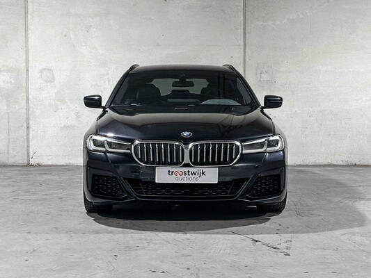 BMW 520i Touring High Executive Edition M-Sport 184pk 2021 (Origineel-NL) 5-Serie G31, L-194-JX