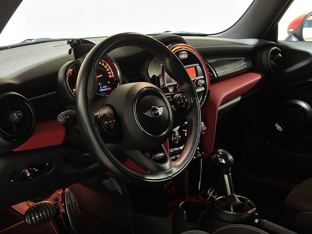 Mini John Cooper Works 2.0 F56 231pk 2015, SH-393-N