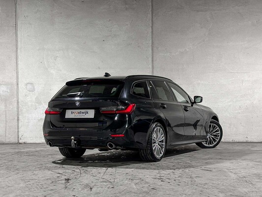 BMW 330e Touring Business Edition Plus 184pk 2021 3-serie (Origineel-NL + 1e Eigenaar) L-480-TL