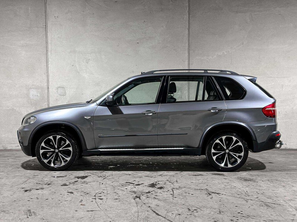 BMW X5 xDrive48i 4.8 V8 E70 355pk 2007, P-834-RB Youngtimer