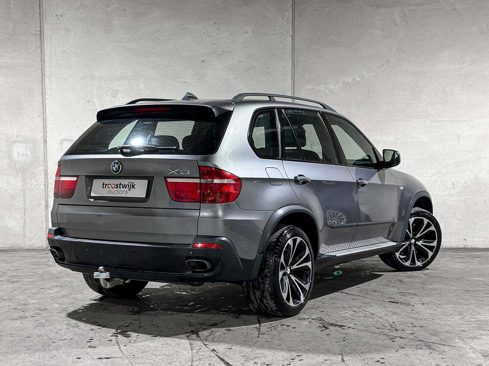 BMW X5 xDrive48i 4.8 V8 E70 355pk 2007, P-834-RB Youngtimer