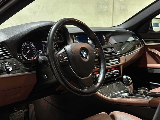 BMW 520i Luxury Edition 184pk 2016 (Origineel-NL) 5-serie F10, KK-611-L