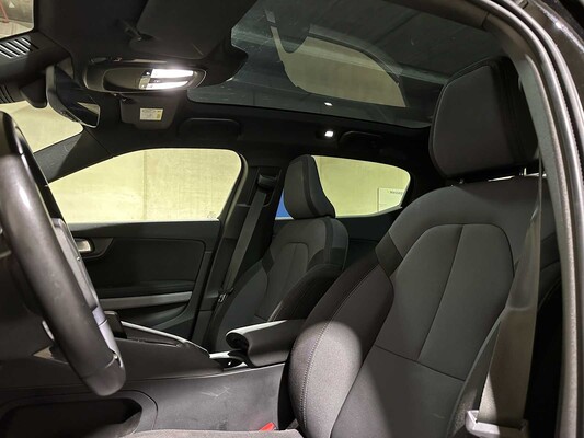 Polestar 2 Long Range Dual Motor Launch Edition 78kWh 408pk 2020 (Origineel-NL + 1e Eigenaar) J-075-LS