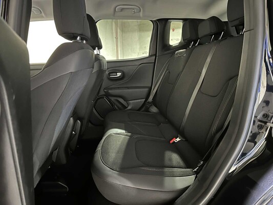 Jeep Renegade 1.4 MultiAir Night Eagle II Lmtd DDCT 140pk 2018 (Origineel-NL + 1e eigenaar), XD-557-D