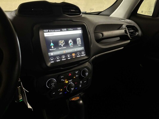 Jeep Renegade 1.4 MultiAir Night Eagle II Lmtd DDCT 140pk 2018 (Origineel-NL + 1e eigenaar), XD-557-D