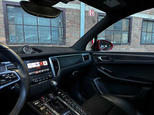 Porsche Macan GTS 3.0 V6 360pk 2017