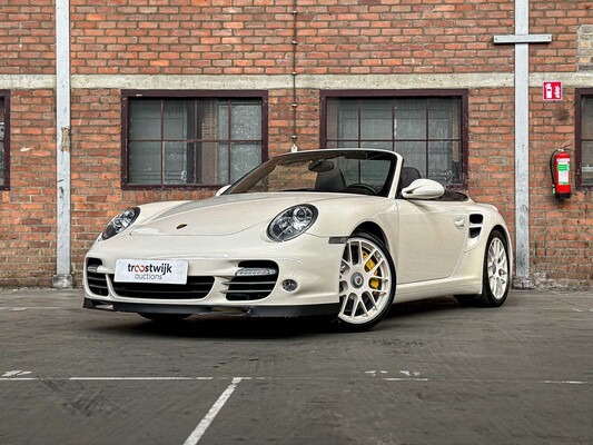 Luxury & sports cars te Boxmeer