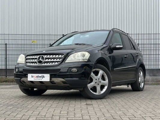 Mercedes-Benz M320 CDI M-class 221hp 2006, V-450-HD