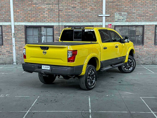 Nissan Titan PRO-4X 5.6 V8 396pk 2018