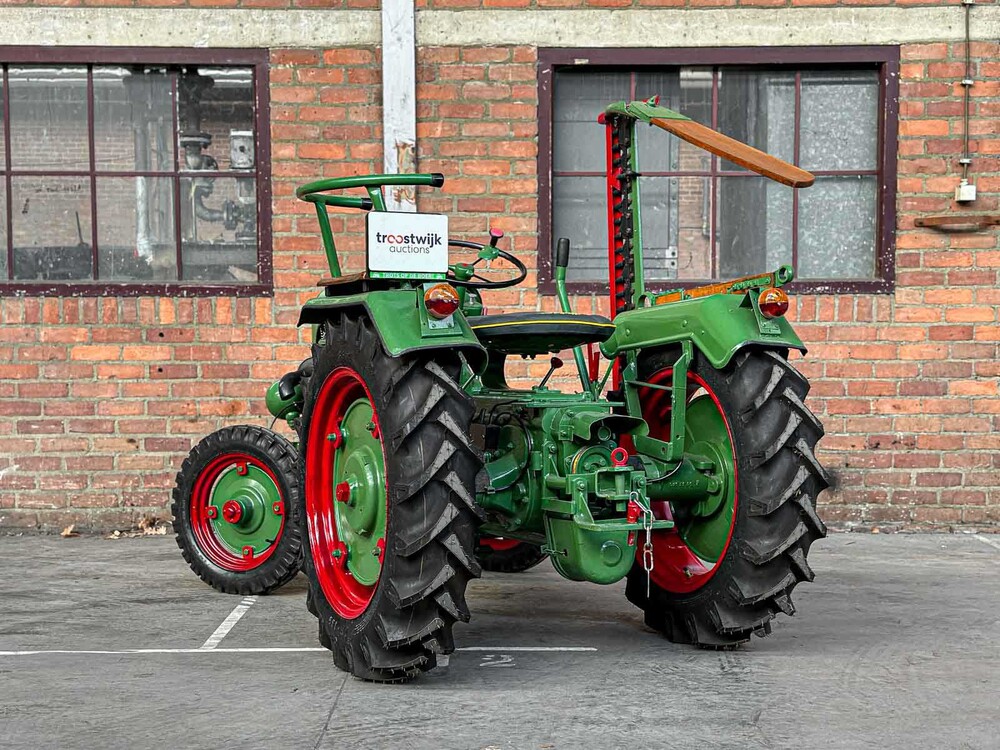 Holder 1955 1-Cilinder Oldtimer Tractor + Originele Melkwagen, TRH-44-X