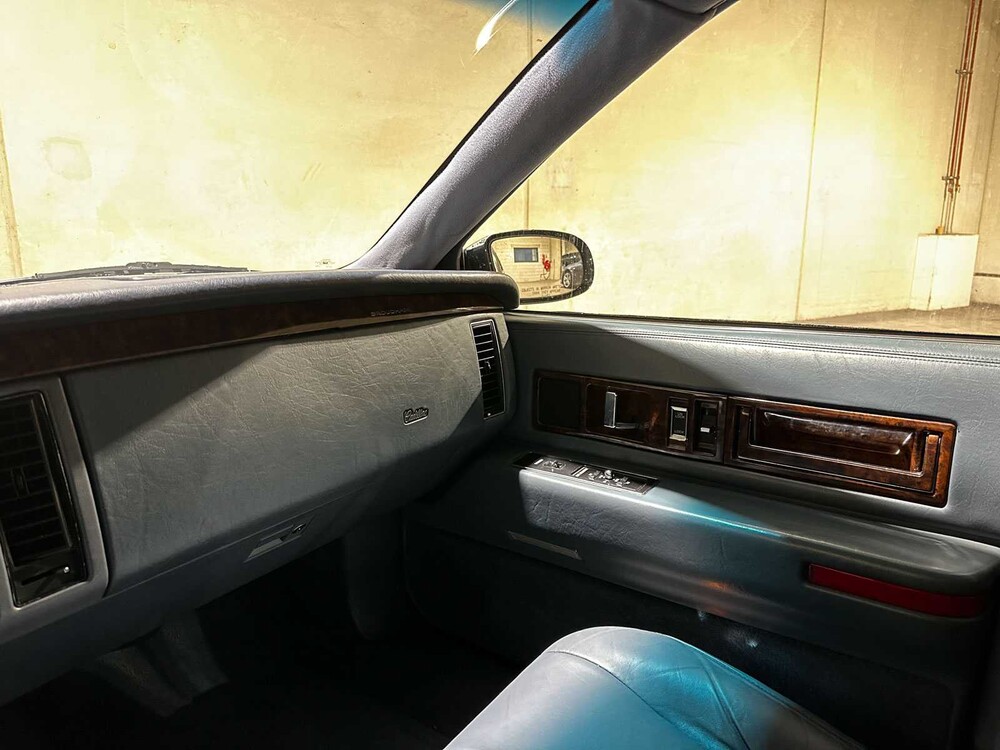 Cadillac Fleetwood Brougham 256pk 1995, G-578-KG