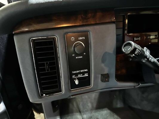 Cadillac Fleetwood Brougham 256pk 1995, G-578-KG