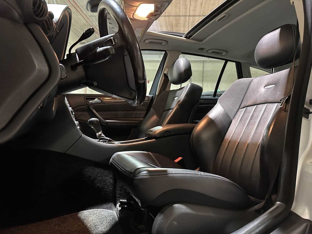 Mercedes-Benz C55 Combi AMG 5.4 V8 367pk 2005 C-klasse, JSZ-04-G Youngtimer