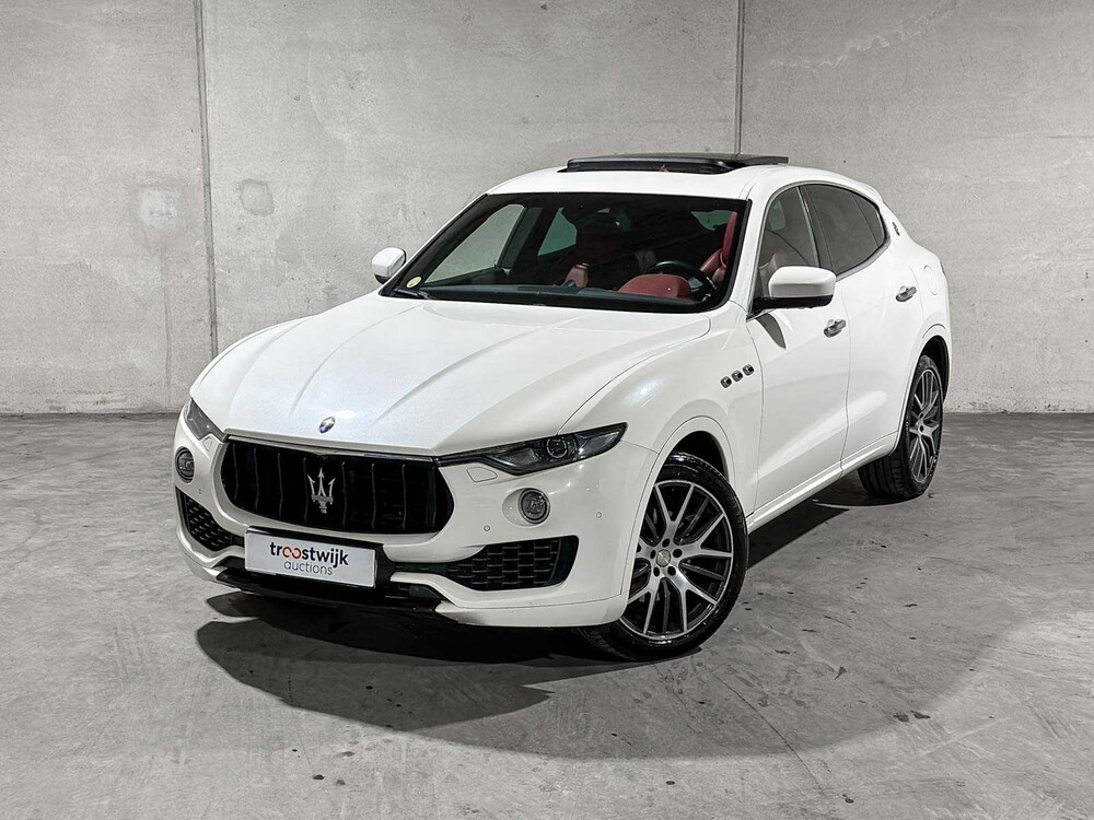 Maserati Levante 3.0 V6 D Allrad 275 PS 2017 (Original-NL), ND-376-K